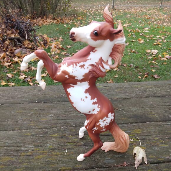 Breyer Horse Hidalgo Traditional Scale #1220 - Picture 1 of 9